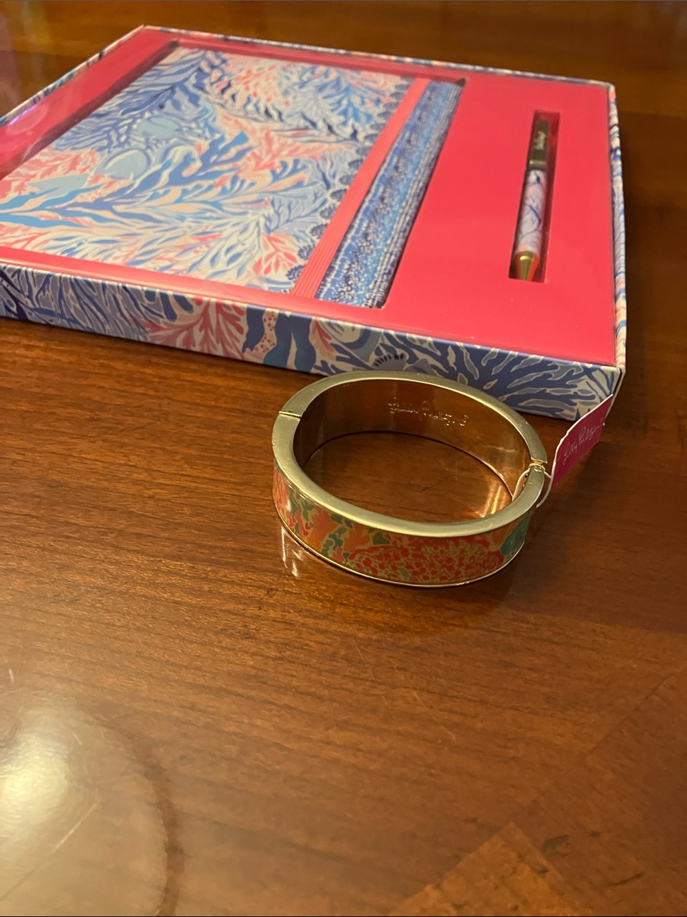 LILLY PULITZER. MOTHER’S DAY GIFT. NWT ON BOTH-JOURNAL SET & BANGLE BRACELET.